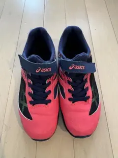 アシックス スニーカー レーザービーム 22㎝