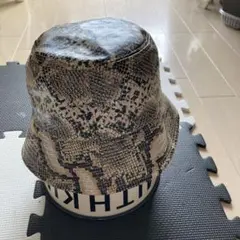 ヘビ柄　バケット