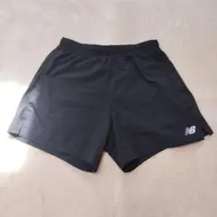 New Balance　ブラック　ショートパンツ　Lサイズ　ポケットあり