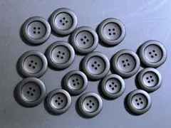 ダークグレー プラスチックボタン 4穴