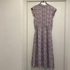 花柄ノースリーブロングワンピース