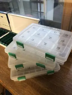 歯科技工 人工歯入れるケース