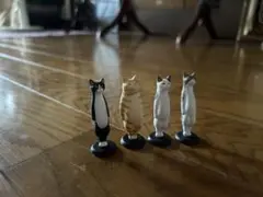 立ち猫　猫　ネコ　直立　ガチャ