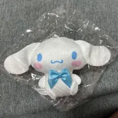 サンリオキャラクターズ　シナモロール　マスコット　ガチャガチャ
