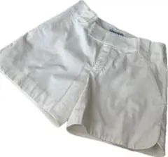 ADOREホワイト ショートパンツ バックポケット付き