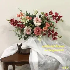 ピンクの薔薇とグロリオサのお洒落壁掛け　薔薇が可愛い大きめ壁掛けアレンジ