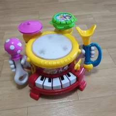 タカラトミーリズム遊びいっぱいマジカルバンド