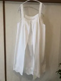 キャミソールワンピース　ナチュラル　フェミニン