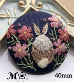 刺繍ブローチ❁⃘*.゜秋桜と野うさぎさん❁⃘*.゜