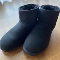 Item thumbnail for item 11661676-6b84-46c2-a79b-4843fae1d2c1