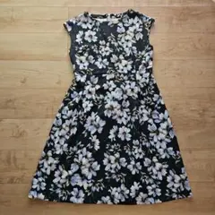 ☆DoCLASSE☆ネイビー花柄バックリボンラインストレッチワンピース☆美品Ｍ☆