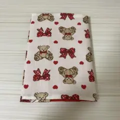 ハンドメイド　ブックカバー　文庫本サイズ　レトロ　くまさん　リボン　赤色　ベア