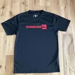 Quiksilver ブラック ラッシュガード