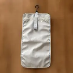 ポワントレース　ロールケース