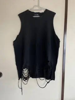 ダメージ服　タンクトップ　デザイン　ブラック　ジェンダーレス　パンク　Y2K