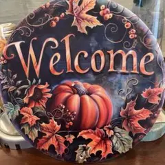 かぼちゃと秋の葉っぱ　ハロウィン　木製ボード