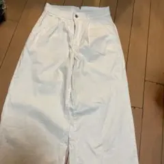 リーバイスプレミアム ホワイトパンツ