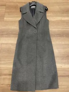 最終値下げ❗️フォクシー ジレ グレー 美品‼️