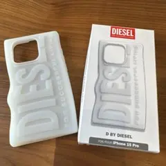 DIESEL iPhone 15 Pro用クリアケース