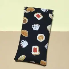 にっこりパン♪ハンドメイド＊バネポーチ☆ペンケース＊メガネケース