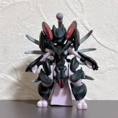 ポケモン　アーマードミュウツー　フィギュア