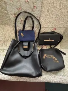 黒のショルダーバッグ 青ポーチ4点セット