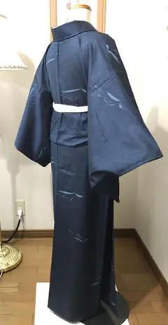 単衣着物 知的な藍色 紬調 正絹にあらず 身丈短め146cm