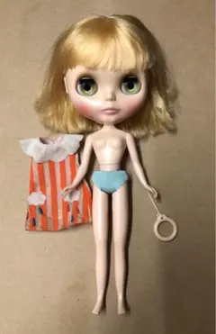 【お値引】ネオブライス プレイフルレインドロップス 未開封 Amazon.co.jp: ネオブライス ショップ限定ドール プレイフル