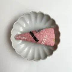 ハンドメイド　パッチンピン　no.27 ミナペルホネン