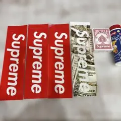 Supreme ノベルティ　ステッカー