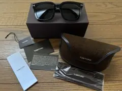 TOM FORD TF892K ブラック サングラス