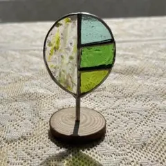 ステンドグラス　葉っぱと木2