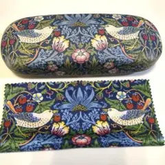 ウィリアスモリス　いちご泥棒　メガネケース　 新品☆