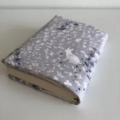 ブックカバー　文庫本　A6サイズ　ハンドメイド　手帳カバー