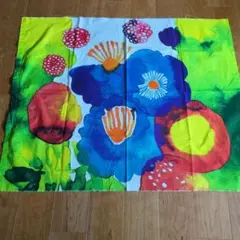 マリメッコ　marimekko　生地　JUHANNUSTAIKA　難あり