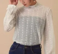 【GU】ハイネックレーストップス