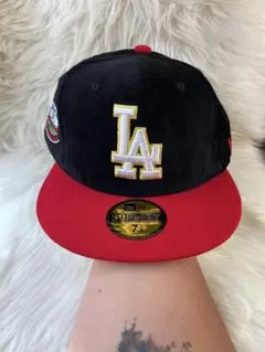 LA Dodgers キャップ 7 1/4 黒/赤
