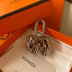 Hermès エルメス カデナ エレファント シルバー チャーム 美品