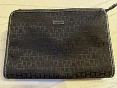 TOMMY HILFIGER トミーヒルフィガー　クラッチバッグ