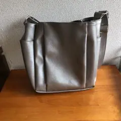 合成皮革 トートバッグ
