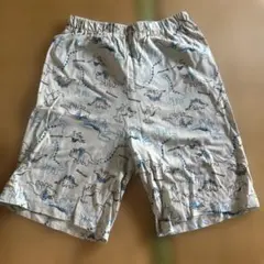 恐竜柄 ハーフパンツ 130サイズ
