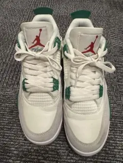 Air Jordan 4 pine green