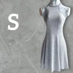 美品【S】ノースリーブ　フレアワンピース グレー　リブ　ストライプ　ミニスカート