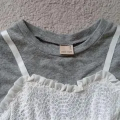 petit main グレーTシャツ レースキャミソール付き