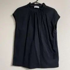 美品　NEMIKA ネミカ　tシャツ ギャザー