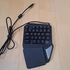 ジャンク品　ゲーミングキーボード