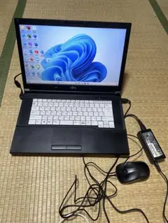 T362 Fujitsuノートパソコンi5 SSD高速Windows11オフィス