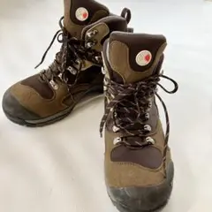 美品✨キャラバン　登山靴　トレッキング　ハイカット　ゴアテックス　24EEE