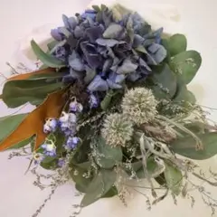 ドライフラワー 　スワッグ　 紫陽花　ユーカリ　グレビレアゴールド