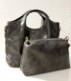 PUレザー　ハンドバッグ　グレー